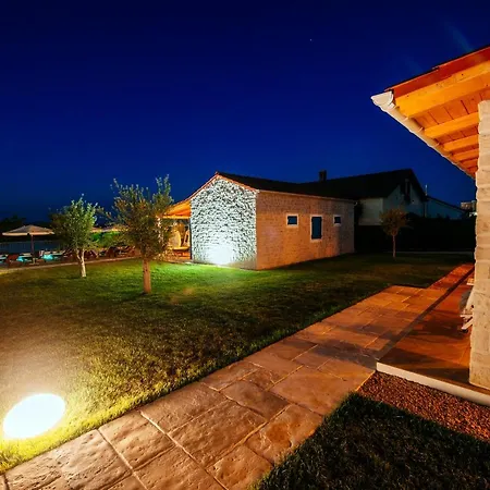 Muntan Villa