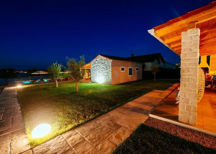Muntan Villa